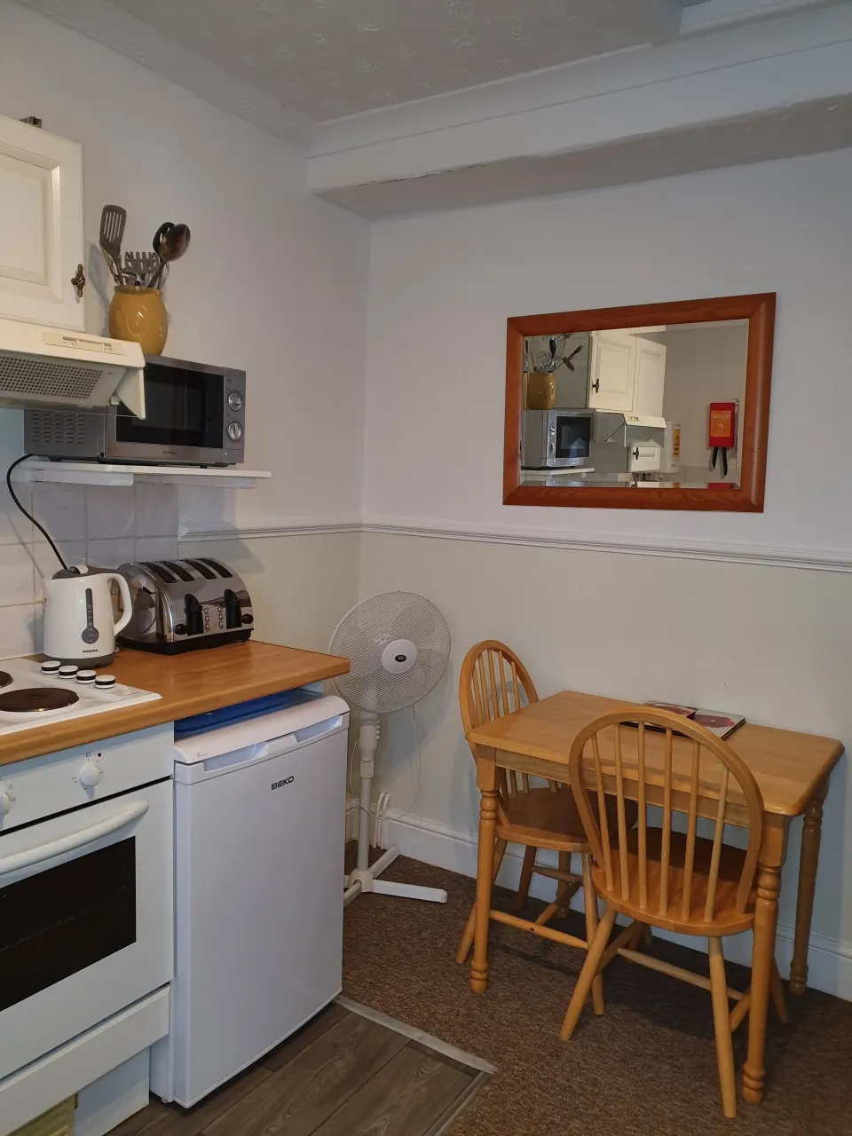 Kitchen facilities in the Standard Apartment